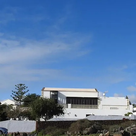 Dona Cris Puerto del Carmen (Lanzarote)