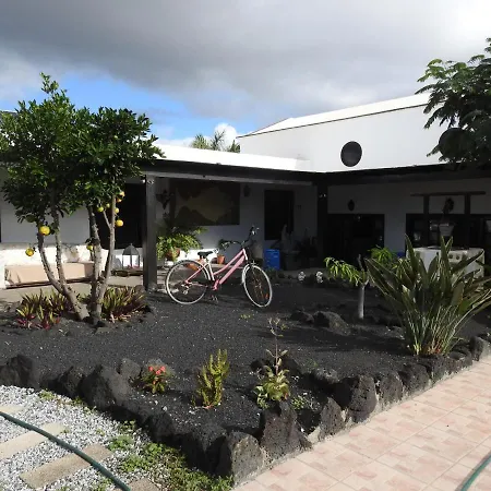 Dona Cris Puerto del Carmen (Lanzarote)